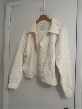 Cozy Cream Knit Half-Zip Abercrombie Pullover